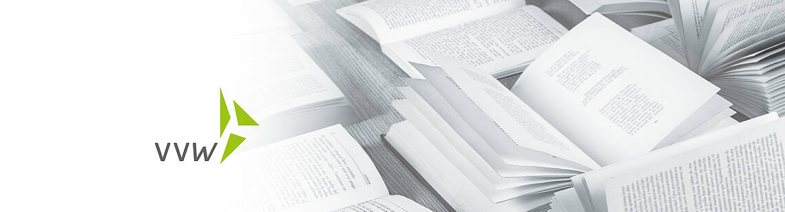 Viele aufgeschlagene Bücher