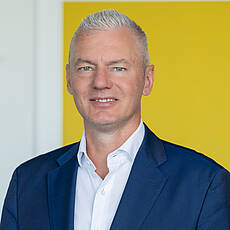 Porträt von Dr. Sebastian Hopfner