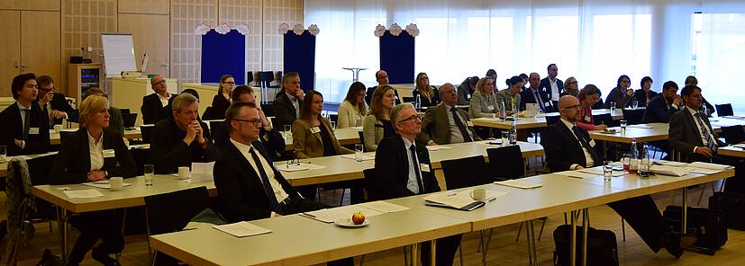 Teilnehmer des ersten AGV-Gesundheitsforums