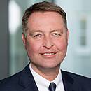 Porträt von Dr. Frank Walthes